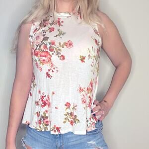 Free Kisses Size Small Floral Tank Top